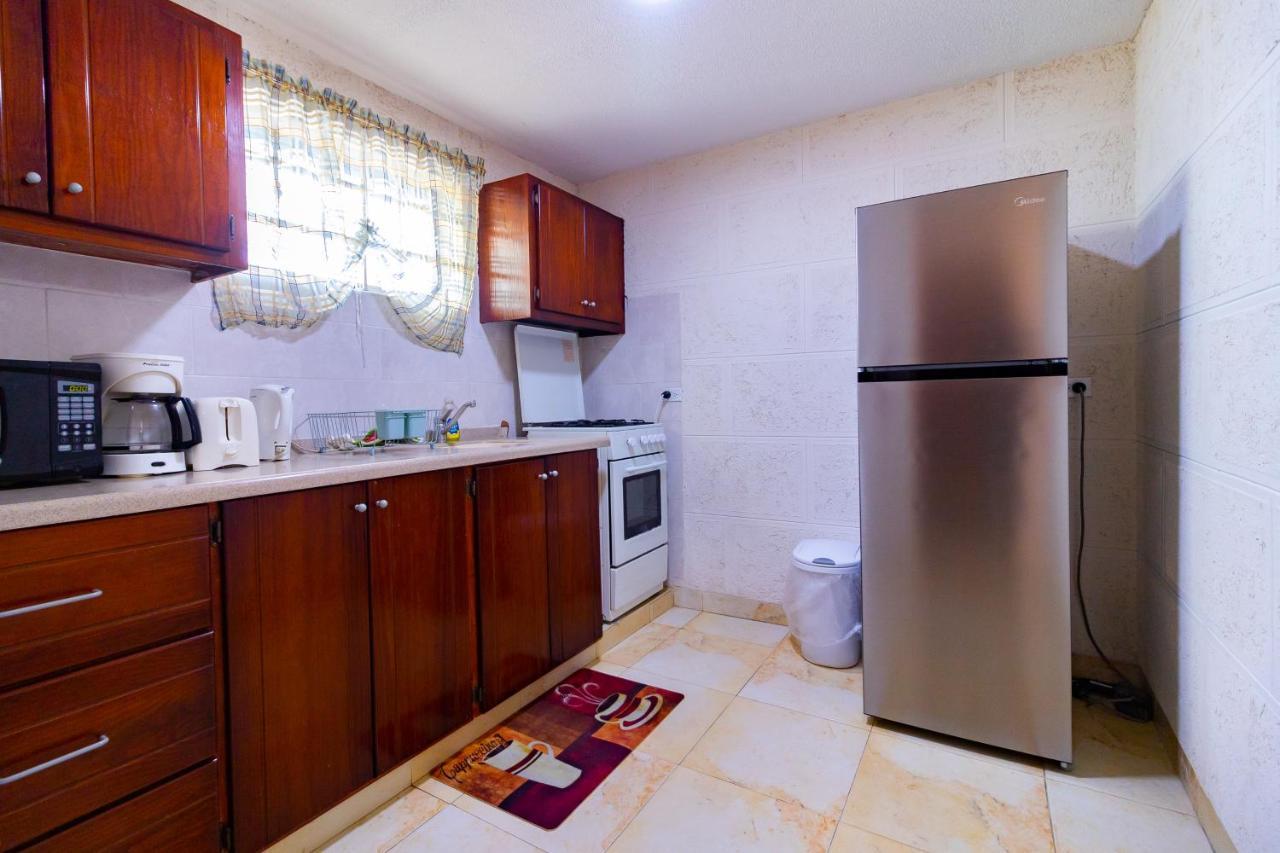 Guest house Blr *